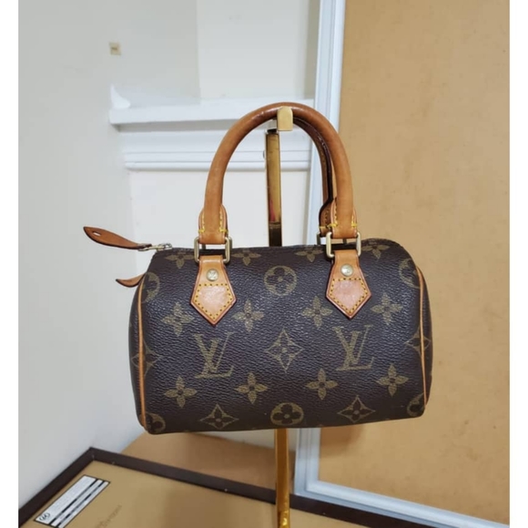 Authentic LOUIS VUITTON Monogram Mini Sac HL Speedy - Picture 4 of 10